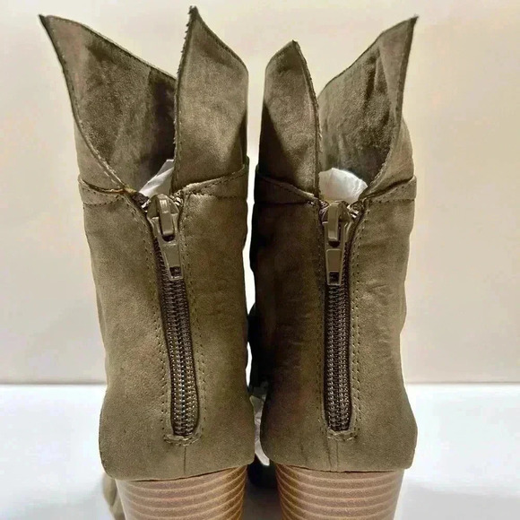 NIB!Qupid-Suede Khaki/Army Green Suede Back Zipper Peak a Boo Toe & Sides SZ 9 - Picture 6 of 11